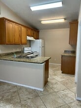 4401 Longshore Dr in Land O Lakes, FL - Building Photo - Building Photo