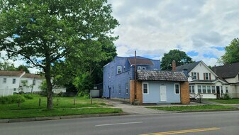 3988 Lake Ave, Unit 2 in Rochester, NY - Building Photo