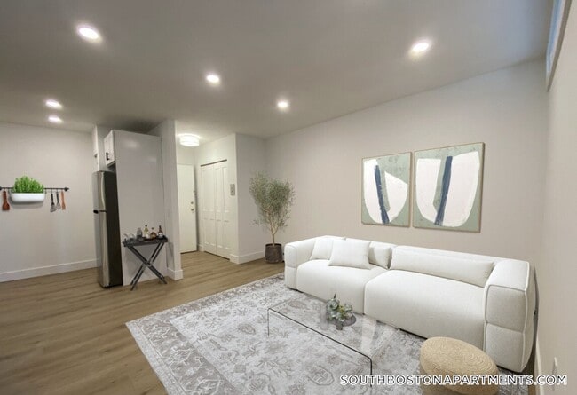 740 E 7th St, Unit 20