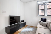 59 Thompson St in New York, NY - Building Photo - Building Photo