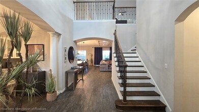 6001 Anise Dr in Sarasota, FL - Foto de edificio - Building Photo