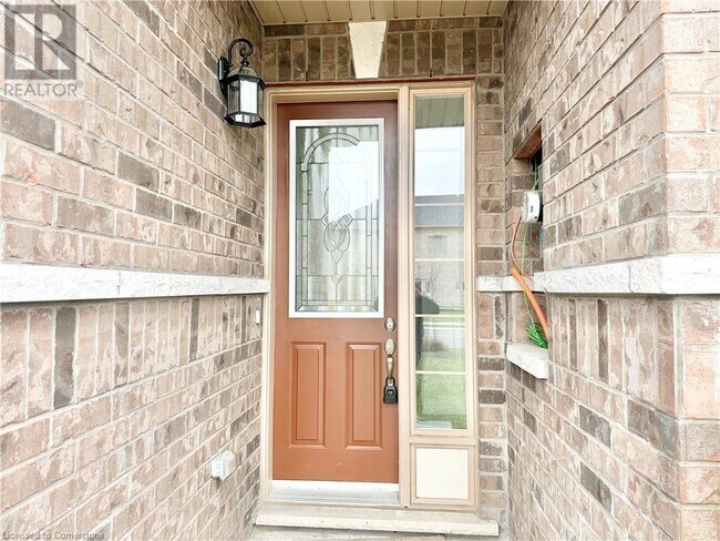 43 Beretta St in Tillsonburg, ON - Building Photo - Building Photo