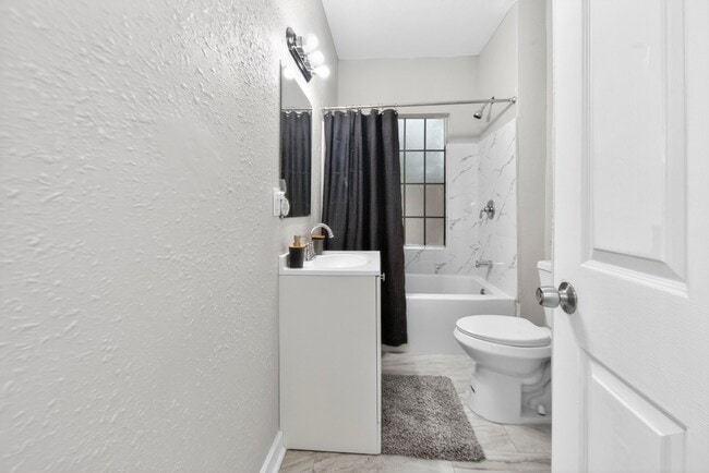 property at 2724 Hubbard St