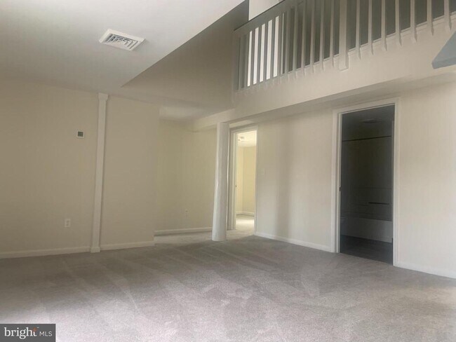 242 Wood St-Unit -B in Doylestown, PA - Building Photo - Building Photo