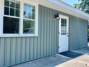 61 Old Amherst Rd, Unit 5 in Sunderland, MA - Building Photo - Building Photo