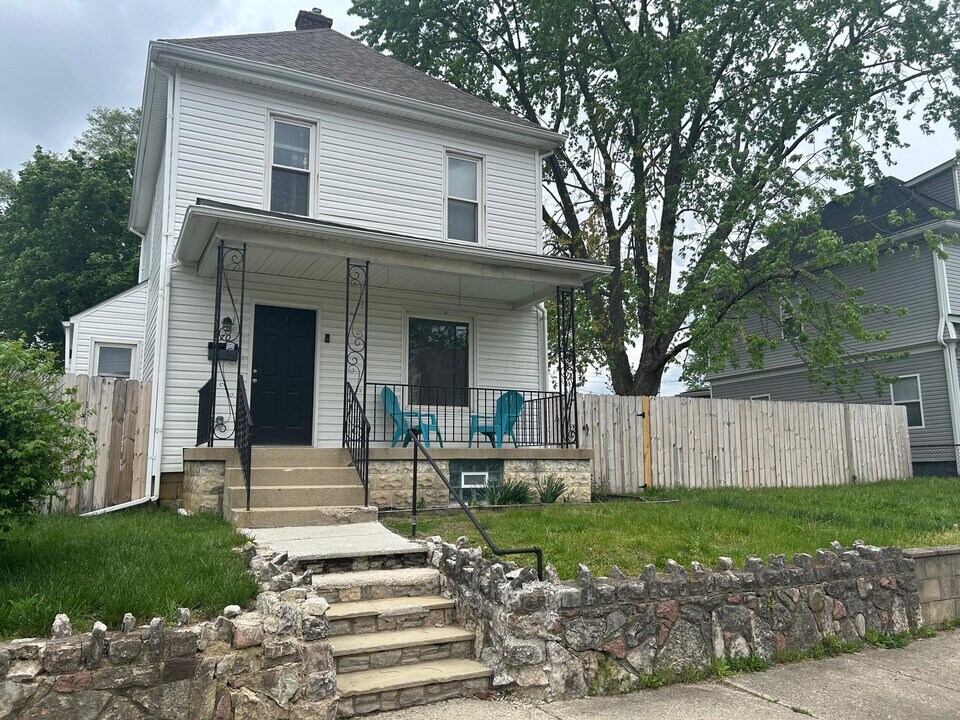 770 Stewart Ave in Columbus, OH - Building Photo