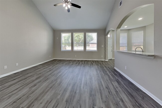 7015 Fountain Lilly Dr in Humble, TX - Building Photo - Building Photo