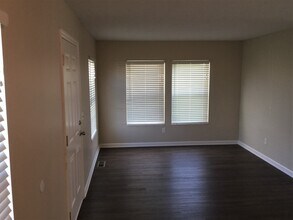 10024 Oriole Ct in Miamisburg, OH - Foto de edificio - Building Photo