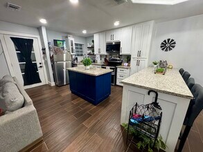 15411 Mile 20 N in Edinburg, TX - Building Photo - Building Photo