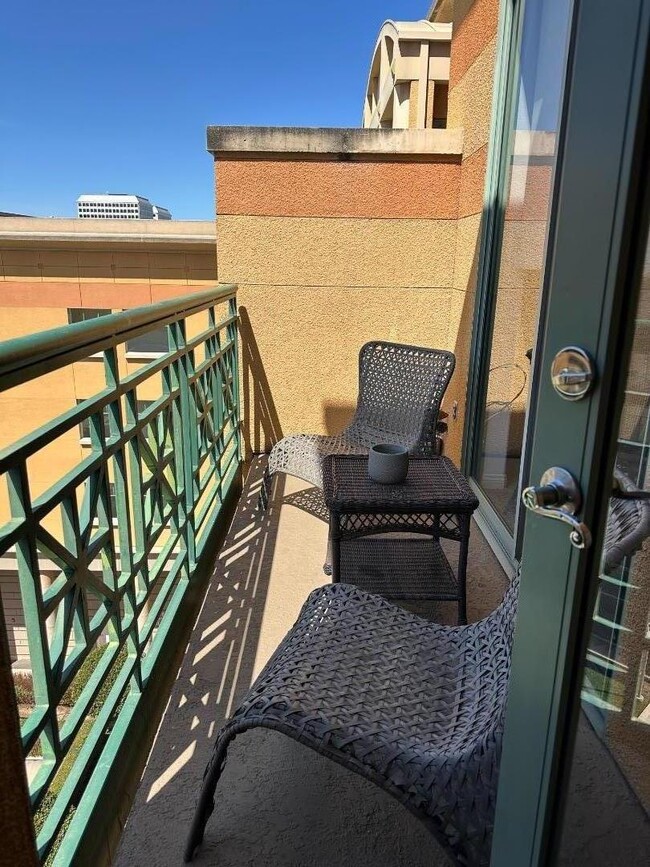 144 S Third St in San Jose, CA - Foto de edificio - Building Photo