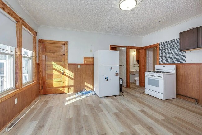 86-88-88 Tolles St in Nashua, NH - Building Photo - Building Photo