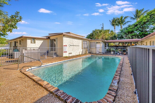 2733 NE 1st Terrace-Unit -3 in Wilton Manors, FL - Building Photo - Building Photo