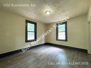 1250 Blackadore Ave in Pittsburgh, PA - Building Photo - Building Photo