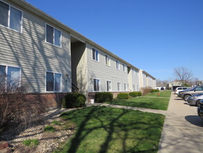 1000 Bratton Ave in Marseilles, IL - Building Photo - Building Photo