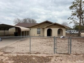 22 North St in Mission, TX - Building Photo