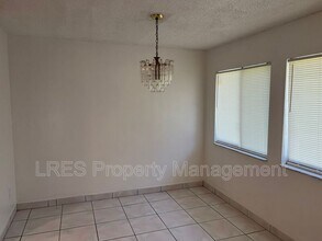 5151 Picadilly Circus Ct in Orlando, FL - Building Photo - Building Photo