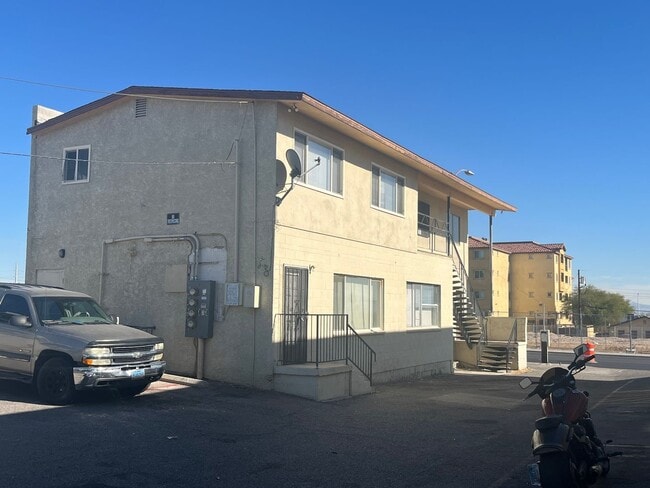 211 Maryland Pkwy in Las Vegas, NV - Building Photo - Building Photo