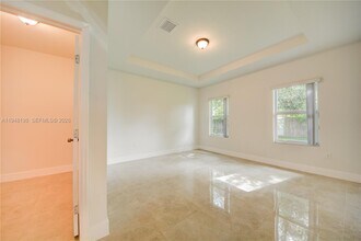 709 SW 3rd St in Dania Beach, FL - Building Photo - Building Photo