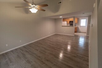 5301-5303-5303 Currituck Ln in Columbia, MO - Building Photo - Building Photo