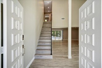 5346 Tyrone Ave in Sherman Oaks, CA - Building Photo - Building Photo