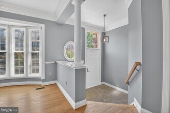 1169 Regal Oak Dr in Rockville, MD - Building Photo - Building Photo