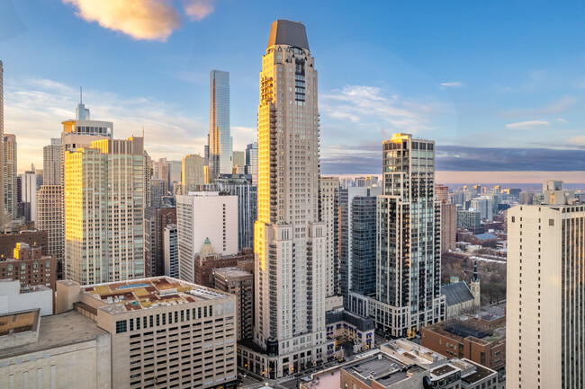 Waldorf Astoria Chicago Residences in Chicago, IL - Building Photo - Building Photo