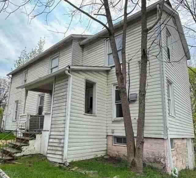 327 4th Ave in Sharon, PA - Building Photo - Building Photo