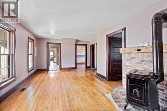 3035 McCormick Rd in Essex, ON - Building Photo - Building Photo