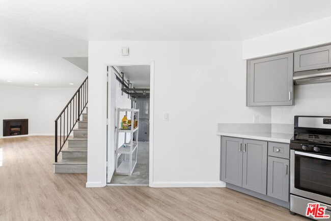 property at 426 W Plymouth St