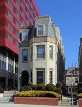 Campus Apartments in Philadelphia, PA - Building Photo - Building Photo