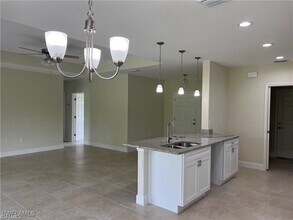 4010-4036 36th St SW in Lehigh Acres, FL - Building Photo - Building Photo