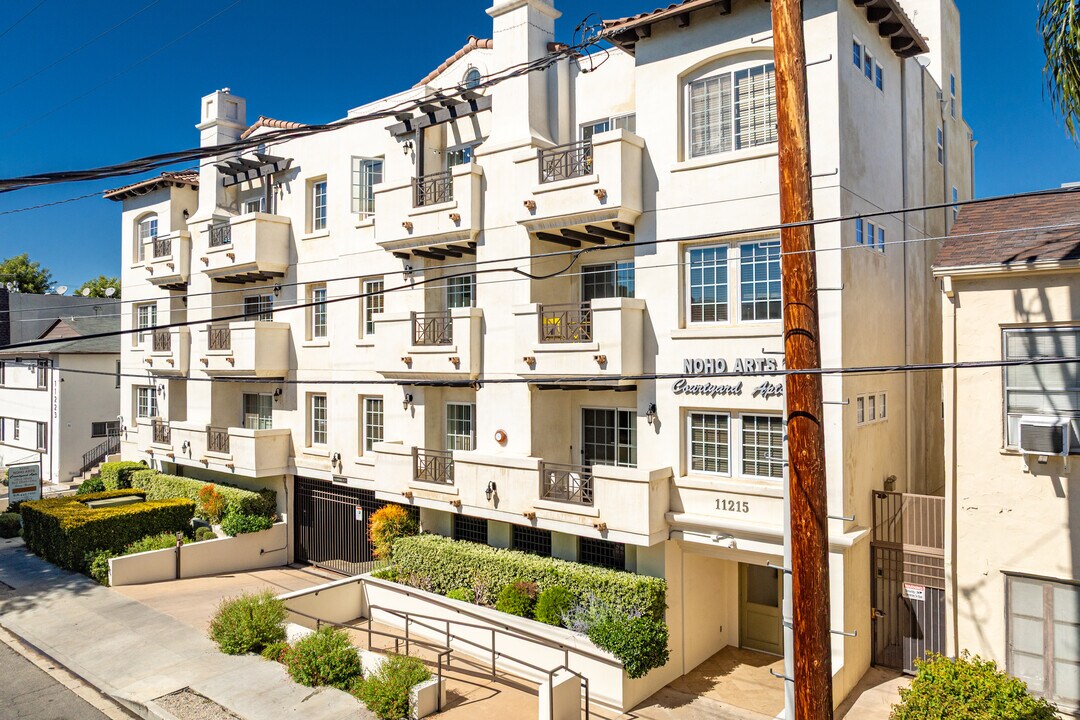 NOHO ARTS Courtyard in North Hollywood, CA - Building Photo