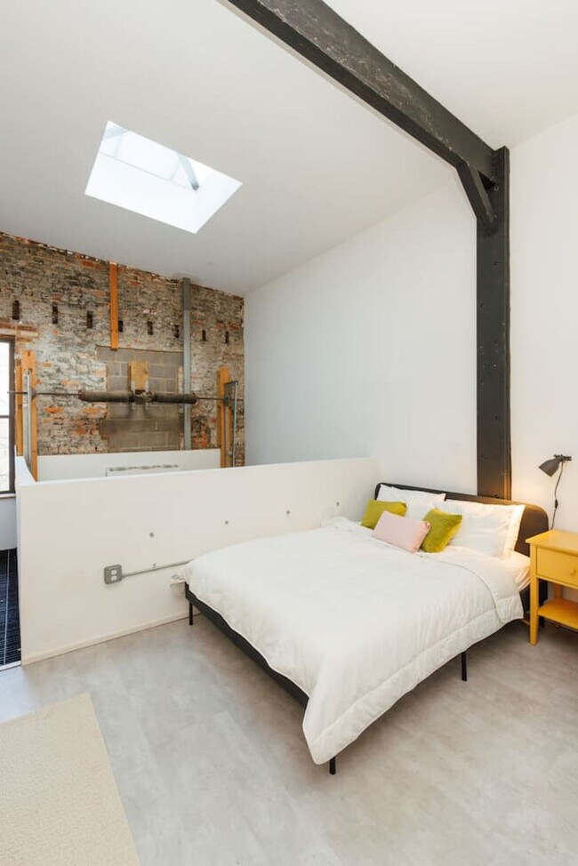 1429 Elm St in Cincinnati, OH - Building Photo - Building Photo