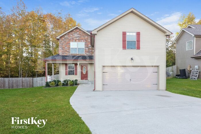1412 Freedom Dr in Clarksville, TN - Building Photo