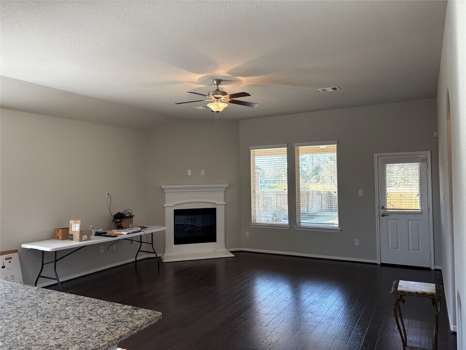 21370 Quail Point Ln in Porter, TX - Building Photo