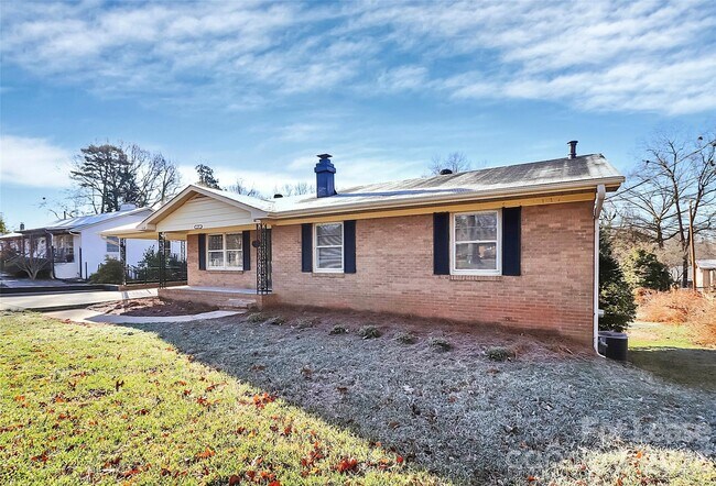 526 Julia Ave in Belmont, NC - Building Photo - Building Photo