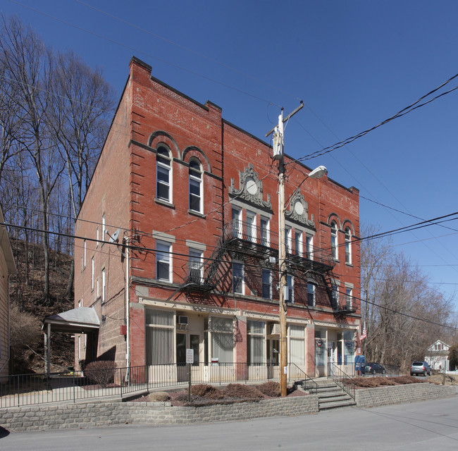 59-63 Main St in Milton, NY - Building Photo - Building Photo