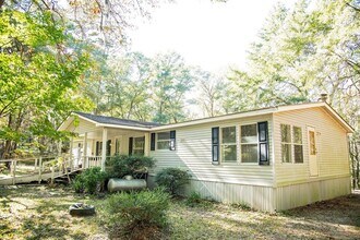 284 Sierra Rd in Jesup, GA - Building Photo - Building Photo