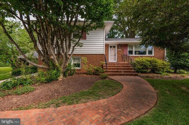 property at 7107 Tyndale St