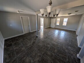 1011 Reynosa St in Mission, TX - Building Photo - Building Photo