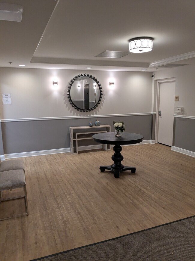 470 W Mahogany Ct in Palatine, IL - Building Photo - Building Photo