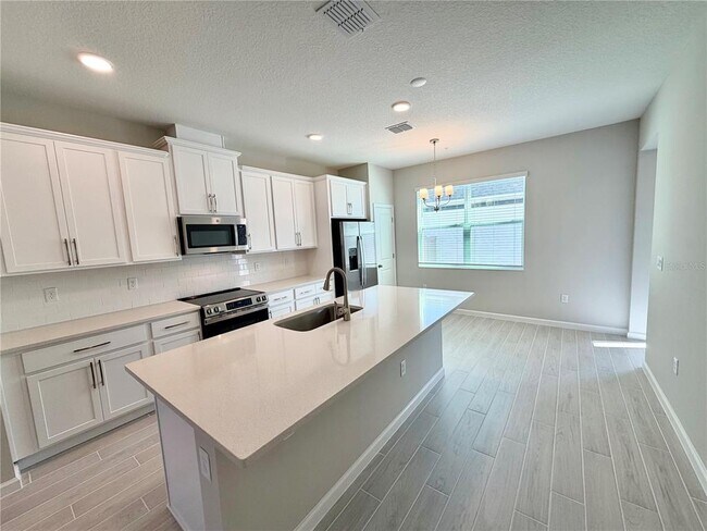 579 Pothos St in Apopka, FL - Building Photo - Building Photo