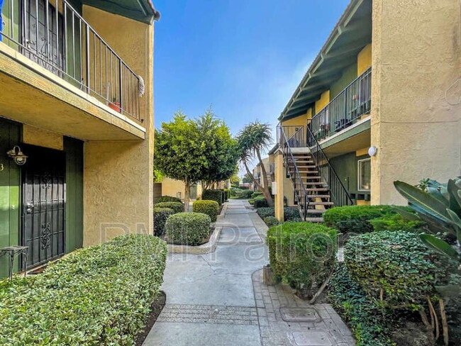 21602 Belshire Ave in Hawaiian Gardens, CA - Building Photo - Building Photo