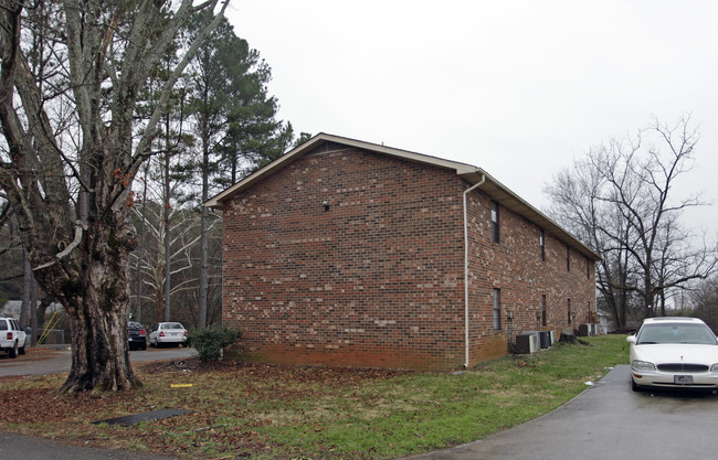 205 Hialeah Dr in Knoxville, TN - Building Photo - Building Photo