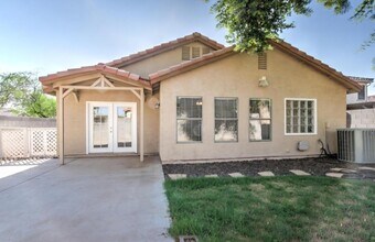 711 S Roca St in Gilbert, AZ - Building Photo - Building Photo