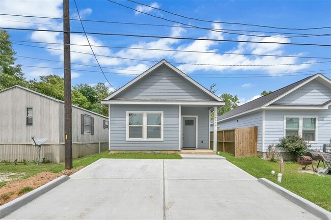 property at 16646 Meadowcroft St