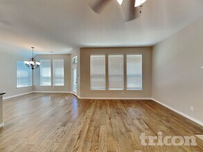 330 Abbott Ln in Waxahachie, TX - Building Photo - Building Photo