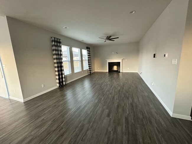 6106 Aspen Meadow Dr in Indianapolis, IN - Building Photo - Building Photo