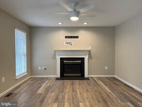 3915 N Andover Ln in Fredericksburg, VA - Foto de edificio - Building Photo