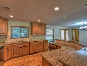 420 7th St, Unit 1510-RENO in Marble Falls, TX - Building Photo - Building Photo